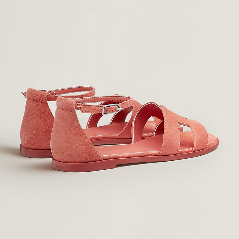 夏ぴったり♡ピンクが印象的【HERMES】Sandalen Santorini Santorini sandal | Hermès Canada